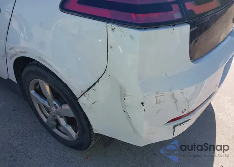 2012 Chevrolet Volt из США, поврежденный, VIN 1G1RA6E42CU126613